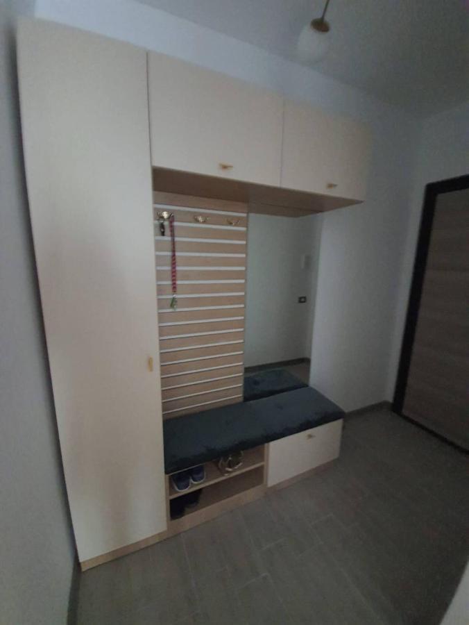Ema Luxury Apartment Navodari Luaran gambar