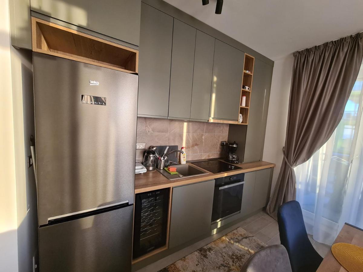 Ema Luxury Apartment Navodari Luaran gambar