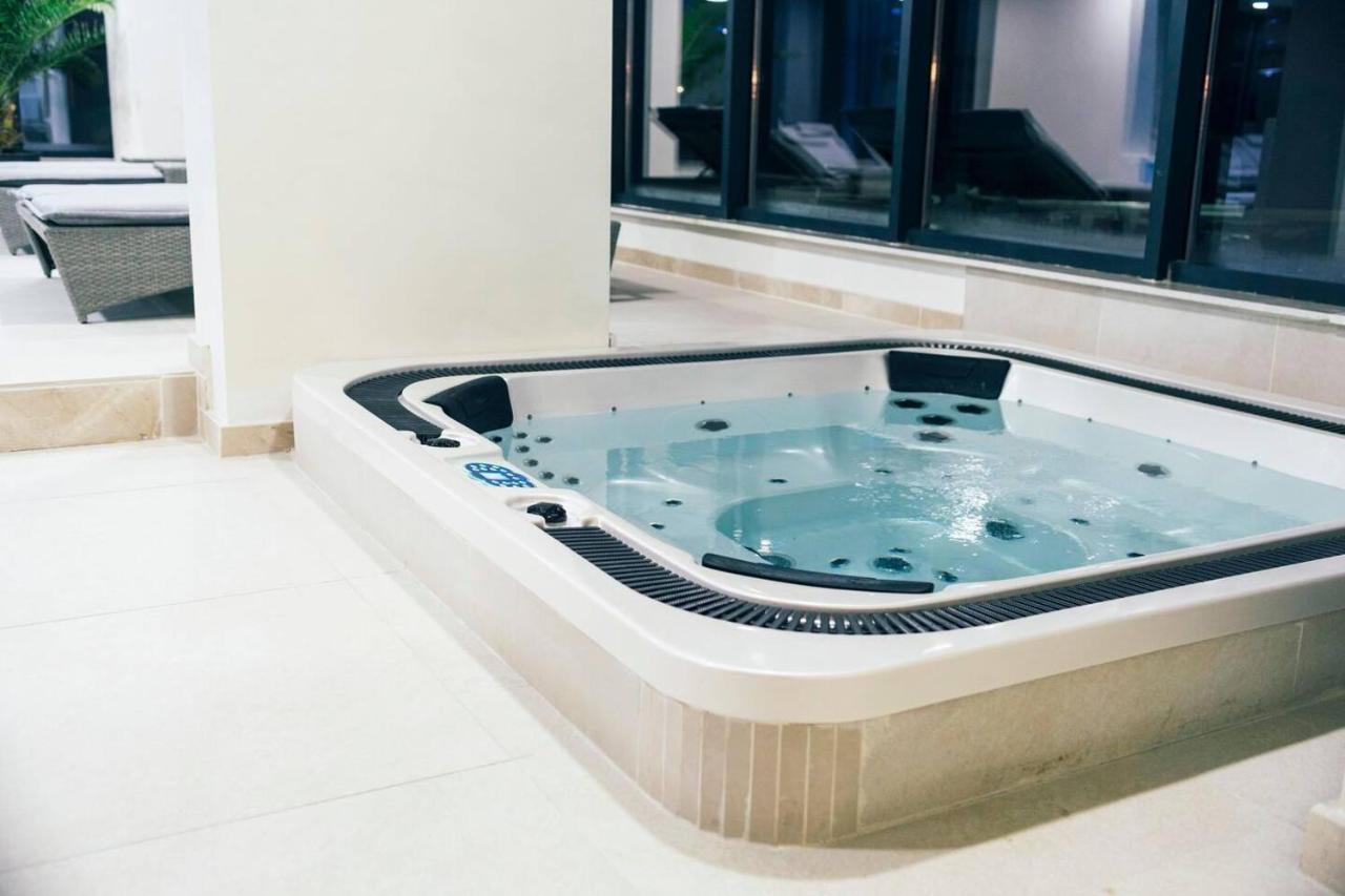 Ema Luxury Apartment Navodari Luaran gambar